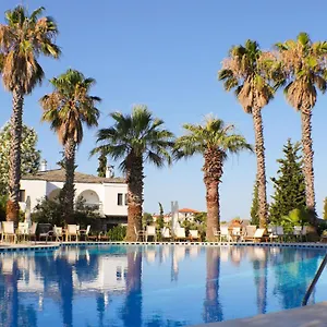 4* Resort Geranion Village