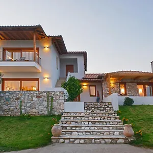 Almira Luxury Apartment
