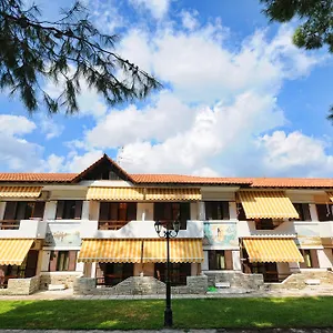 Haus Platanos & By The Sea Apartment